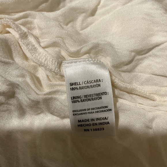 SHYANNE WOMEN'S OFF WHITE EMBROIDERED LACE PEASANT DRESS - Picture 13 of 13